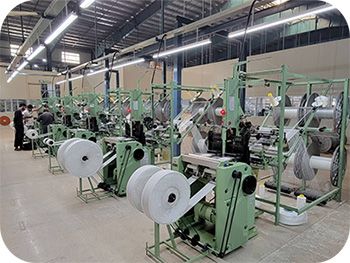 KYはバングラデシュの顧客が粘着テープの製造における問題を解決し、新たな機会と市場を開拓するお手伝いをします。